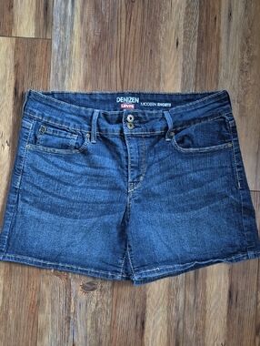Denizen by Levi's Dark Wash Denim Shorts - Sz. 10